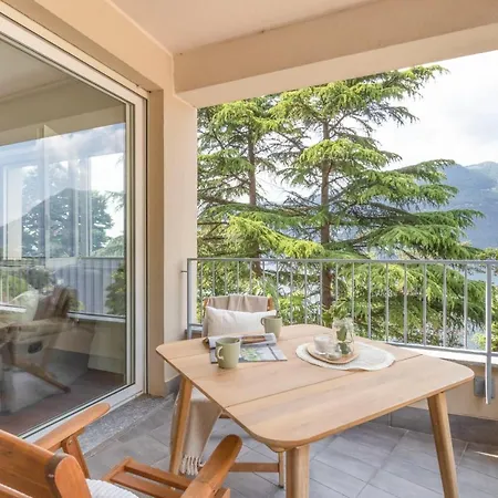 Con Terrazzo Vistalago Блевио