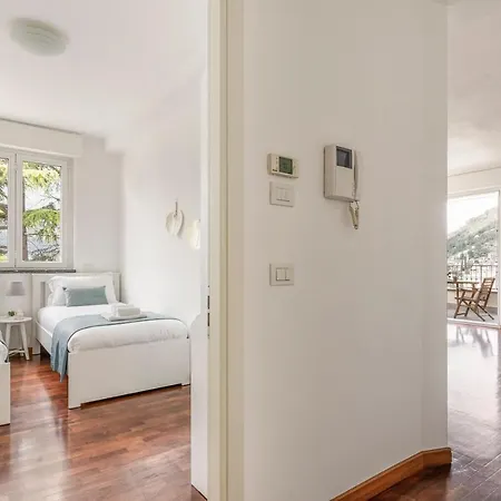 Con Terrazzo Vistalago Апартаменты Блевио